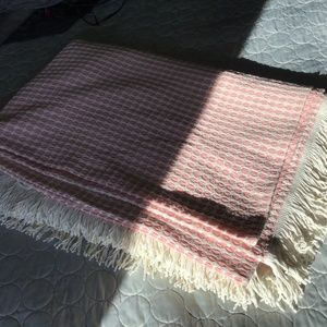 VINTAGE & PRISTINE ‘LADY GALT’ PURE COTTON PINK & WHITE CHENILLE TWIN SIZE